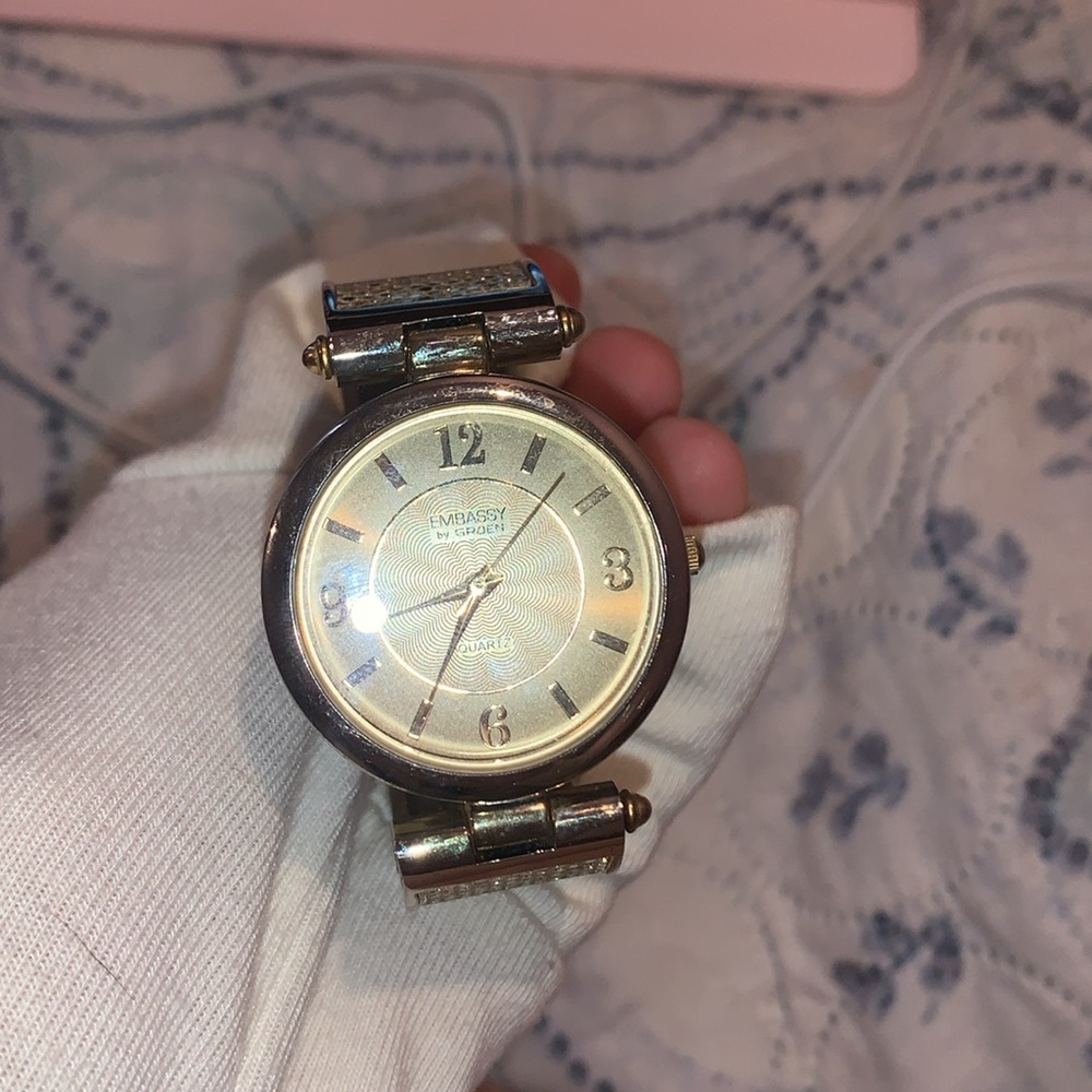 Gold  watch bracelet - Picture 8 of 8